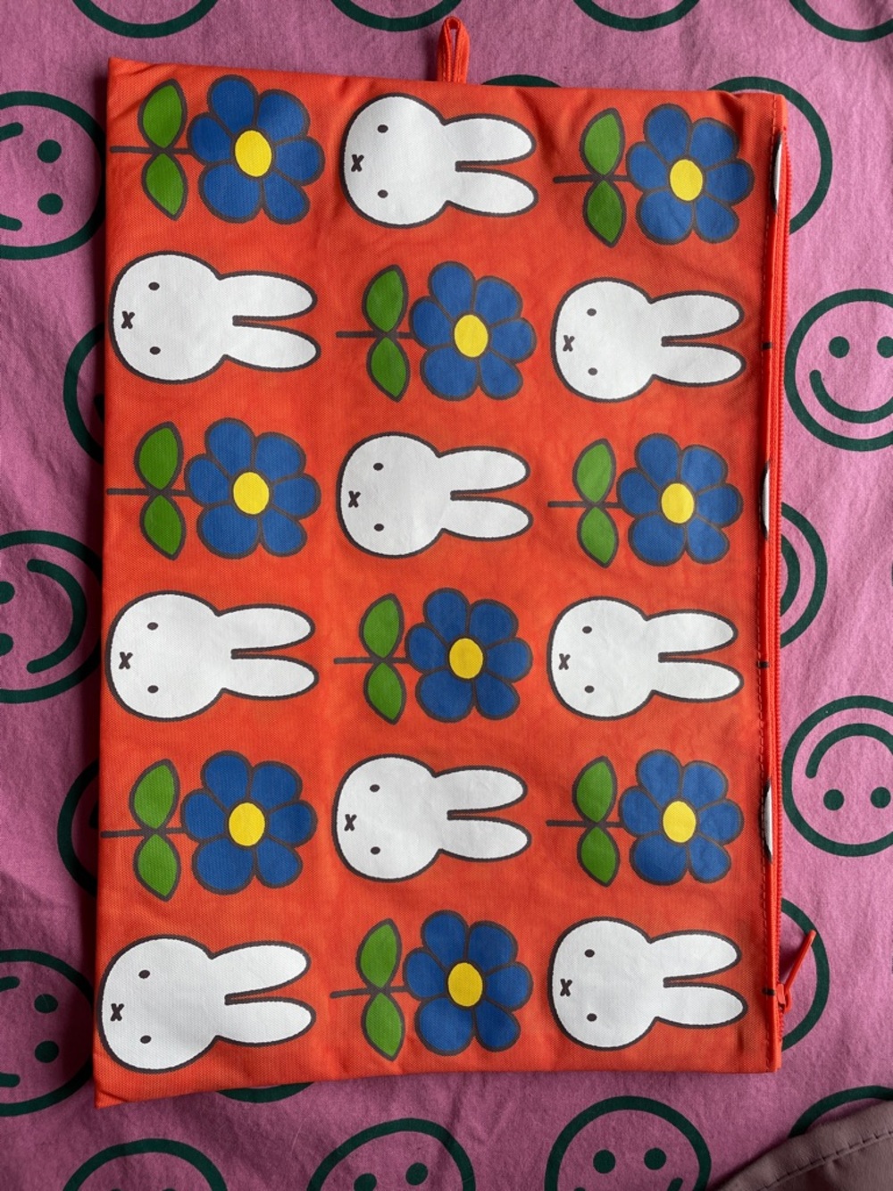 BAGGU miffy large go pouch